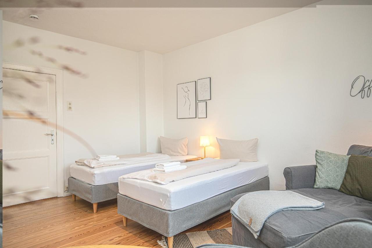 Fewo1846 - Kommood - Zentral Gelegenes Studio-Apartment Mit Balkon Im Hochparterre Flensburg Buitenkant foto